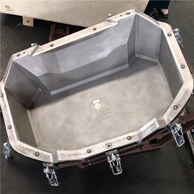 無錫豐田車尾箱模具